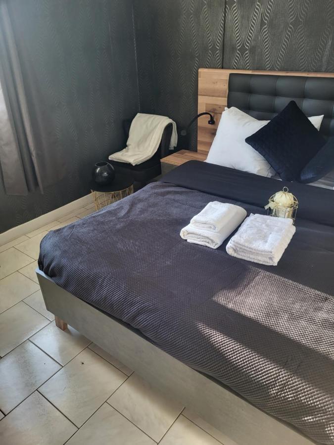 Akwaba Chez Ouli Hotel Levens Eksteriør billede