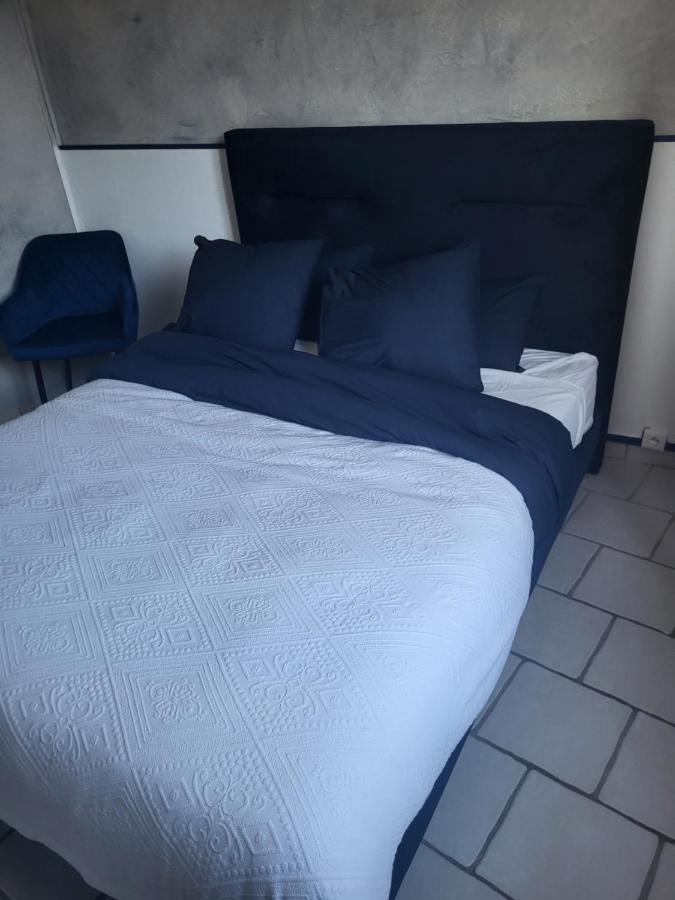 Akwaba Chez Ouli Hotel Levens Eksteriør billede