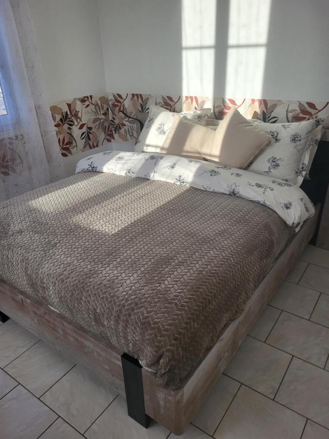 Akwaba Chez Ouli Hotel Levens Eksteriør billede