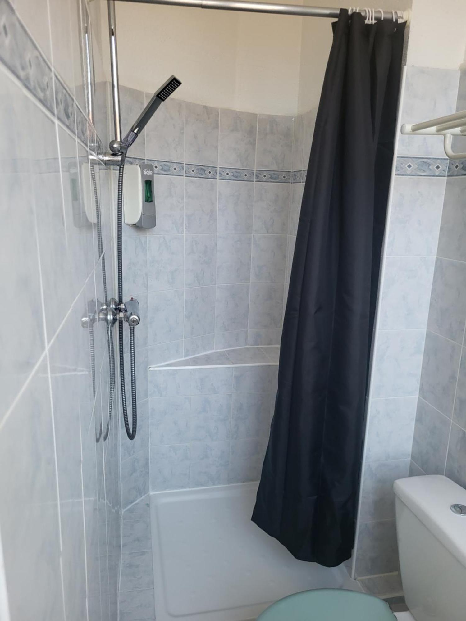 Akwaba Chez Ouli Hotel Levens Eksteriør billede